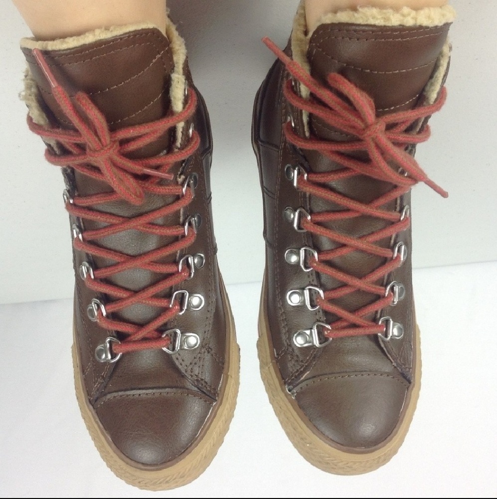 High Top Converses with thick lining